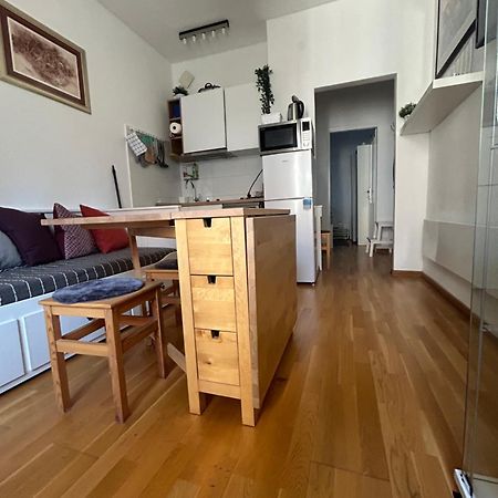 Very Close Studio Apartment Zagreb Eksteriør billede