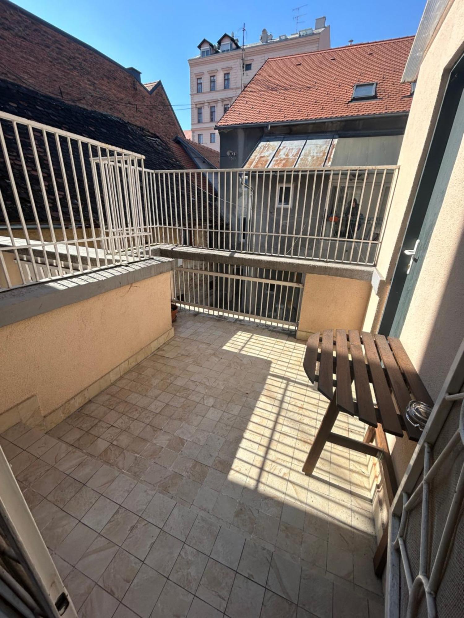 Very Close Studio Apartment Zagreb Eksteriør billede